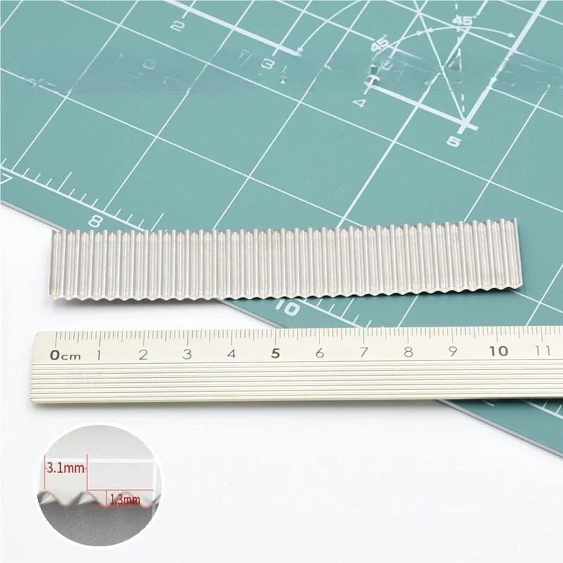 The Clay Studio Small Wave Clay Cutting Blade 11 x 2cm 1 piece - Image 2