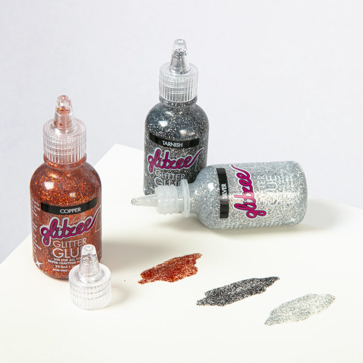 Illusions Glitzee Glue Metallic 29.5mL (3 Pieces) - Image 2