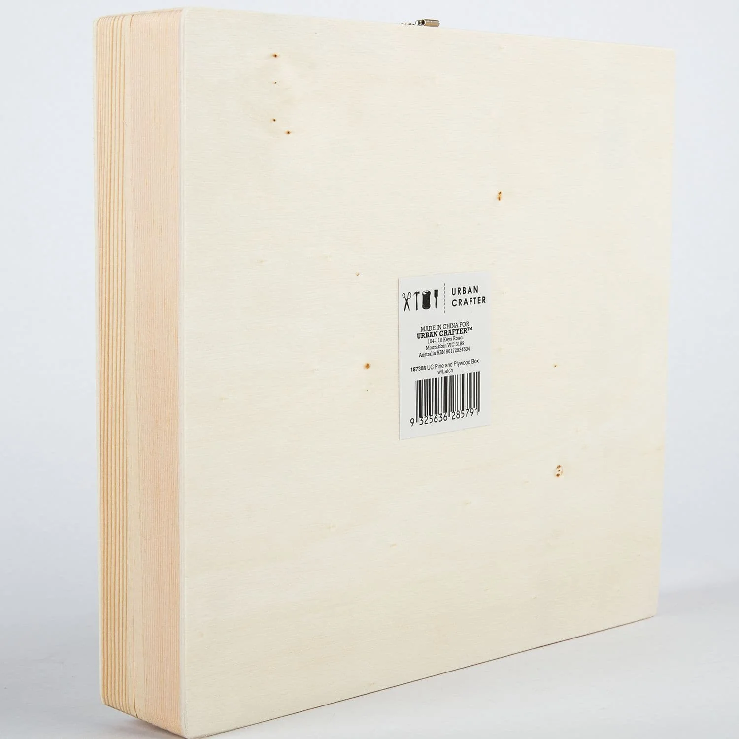 Urban Crafter Pine and Plywood Box with Latch 21x20x4.5cm - Image 5
