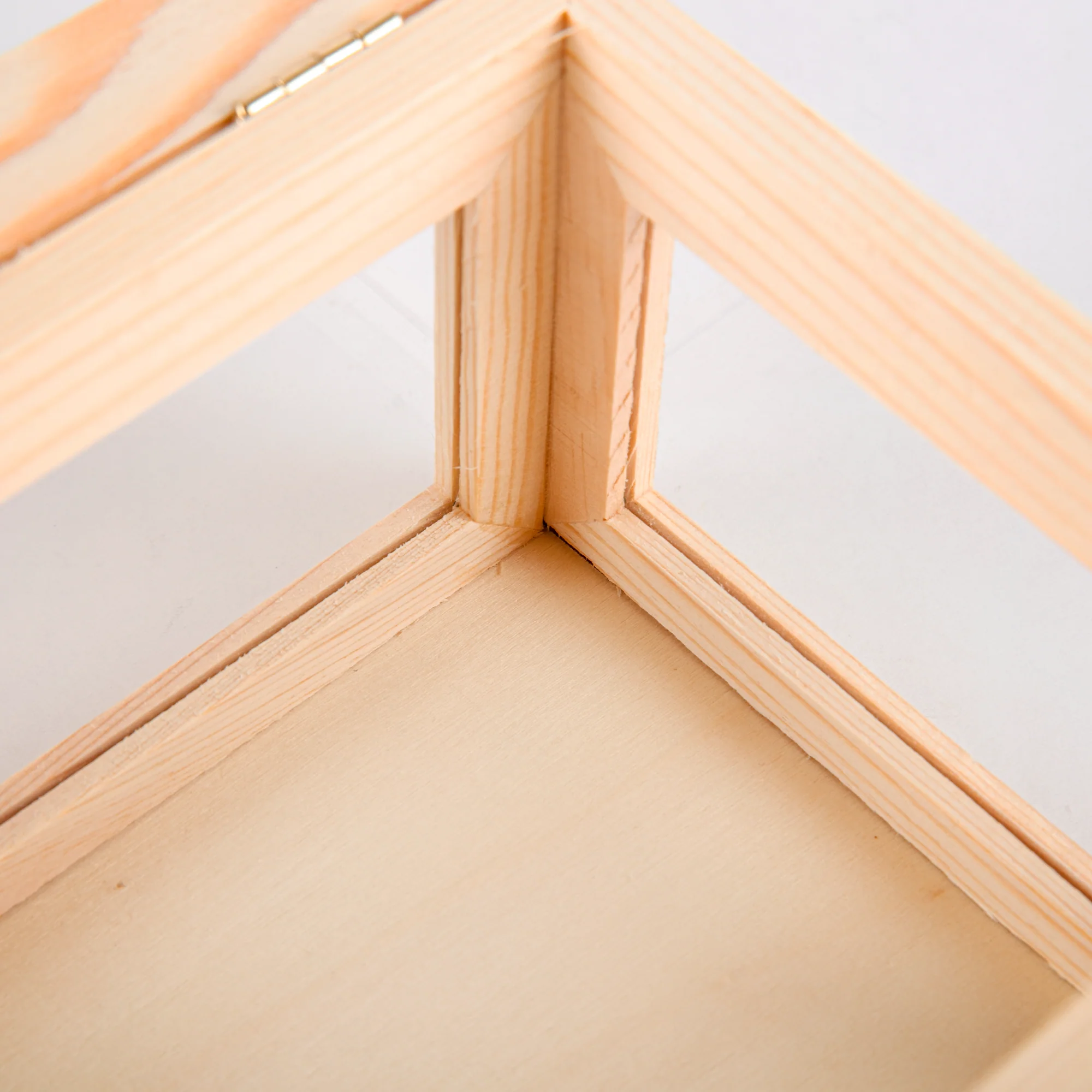 Urban Crafter Pine Frame Box with Window Sides 15x11x9cm - Image 4