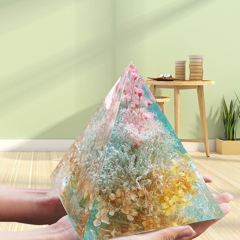 Urban Crafter Pyramid Silicone Mould-Extra Large - Image 9