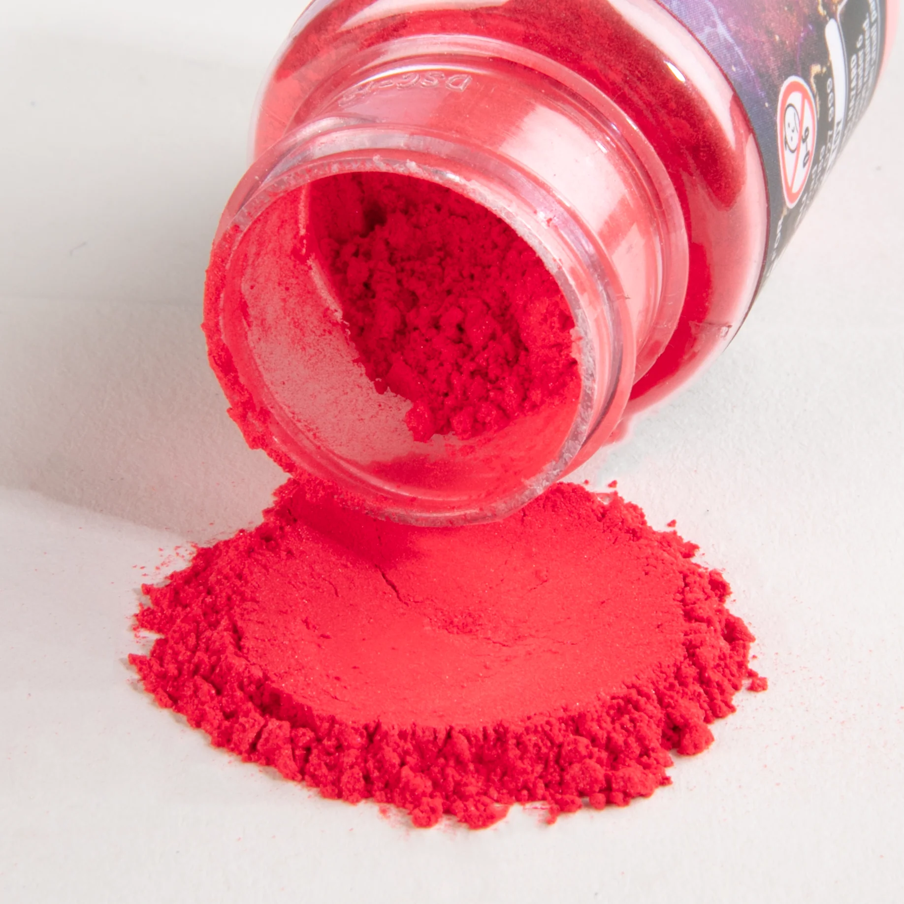 Urban Crafter Resin Mica Powder-True Red 10g - Image 2